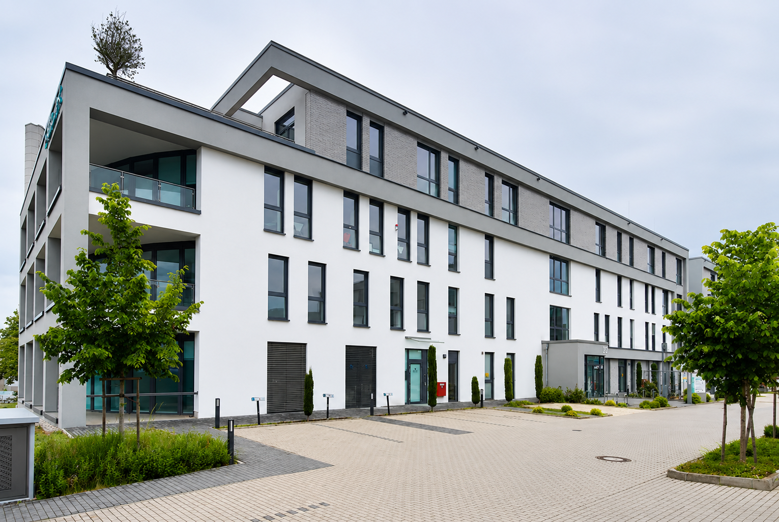 Dermatologische Arztpraxis in Mainz während der regelmäßigen Praxisreinigung durch SETA Gebäudemanagement